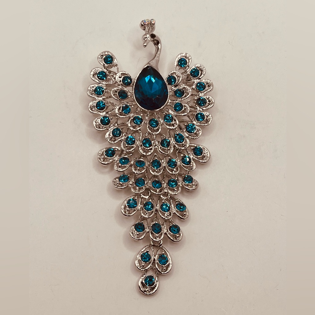 Antique Peacock Brooch Special For Dresses Coats And Scarves